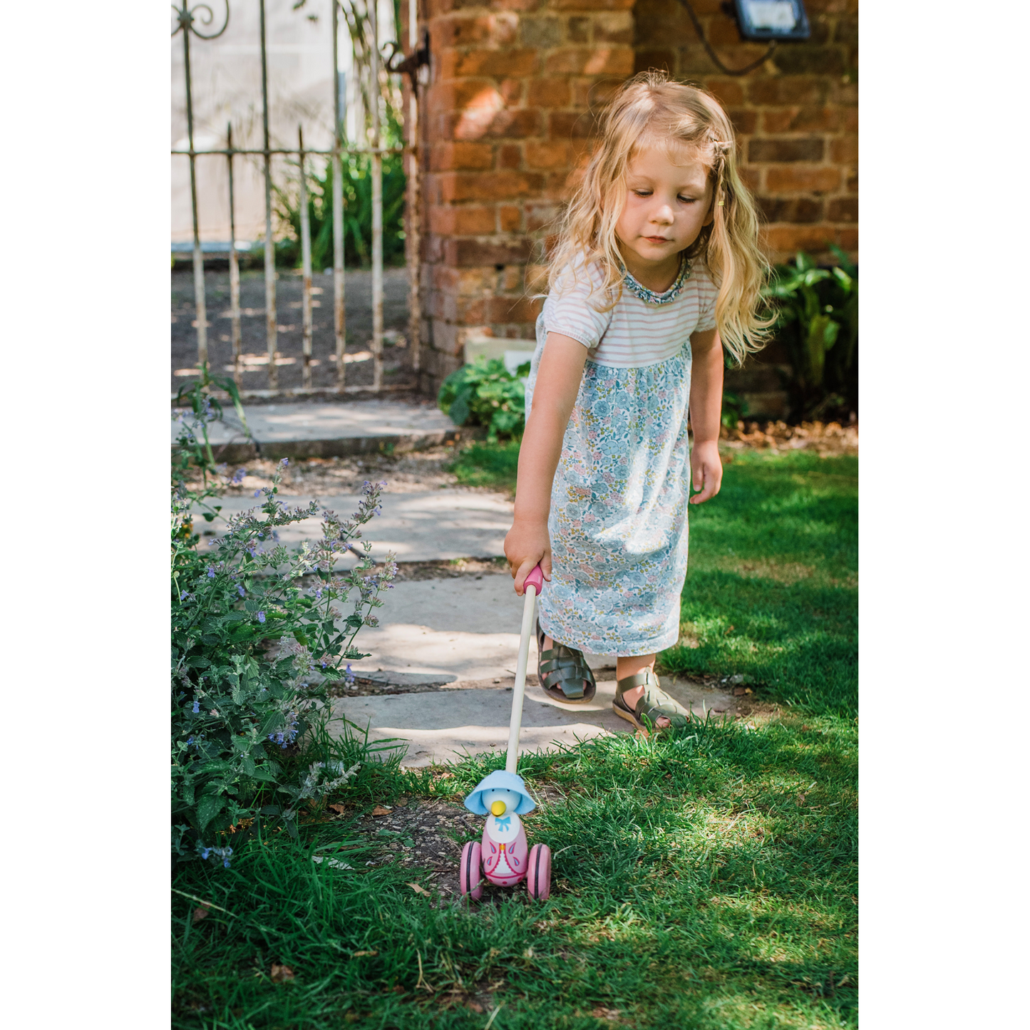 baby wooden push along toy